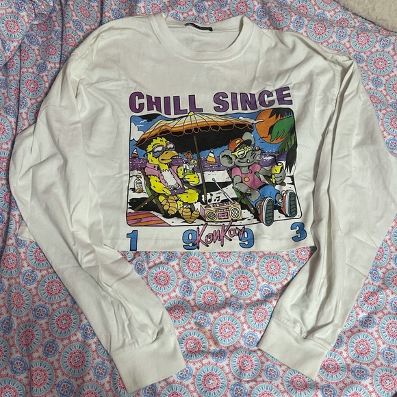 Brandy Melville Tops - 🌻 brandy melville - chill since 1993 cropped